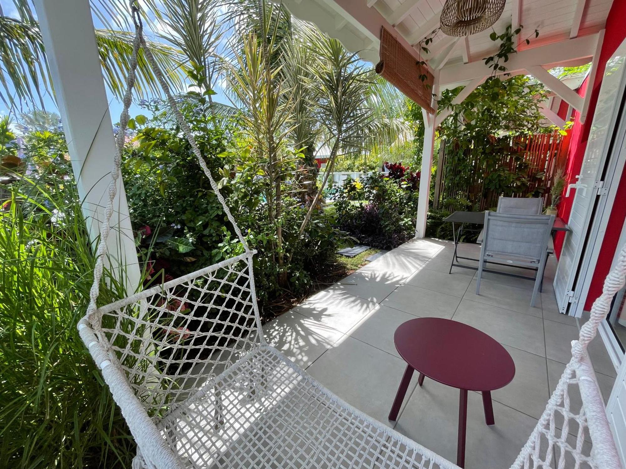 Hotel & Villa Le Cocotel Saint-Francois  Room photo